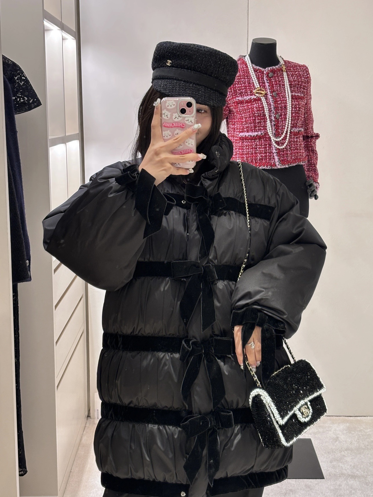 샤넬 벨벳 리본 디테일 후드 패딩 재킷