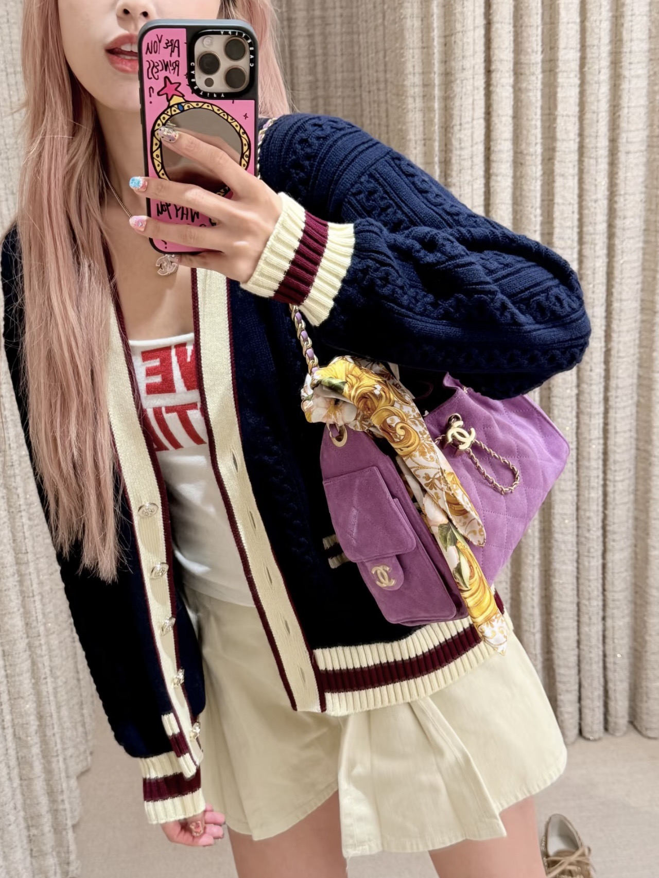 샤넬 CC 로고 포켓 퀼팅 드로스트링 버킷 숄더백