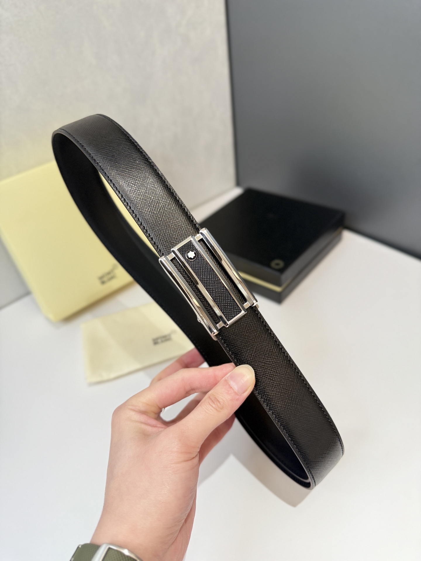 몽블랑 35mm 스타 엠블럼 자동 슬라이딩 버클 레더 벨트