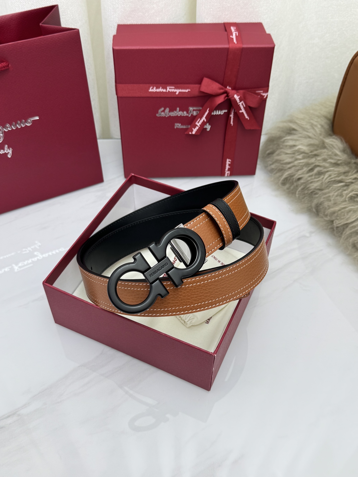 살바토레 페라가모 더블 간치니 리버서블 가죽 벨트