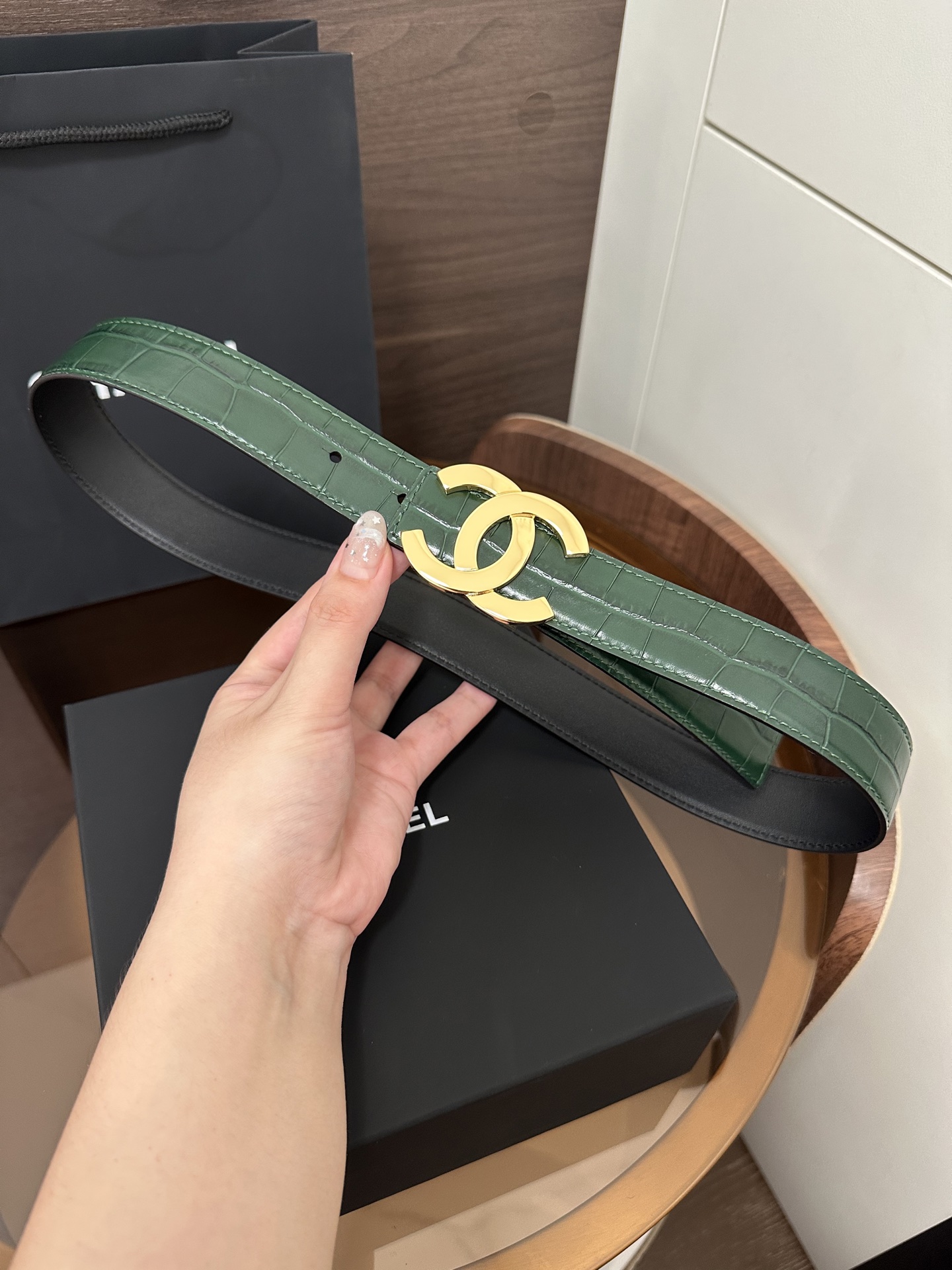 샤넬 더블 C 버클 리버서블 크로커다일 엠보싱 가죽 벨트