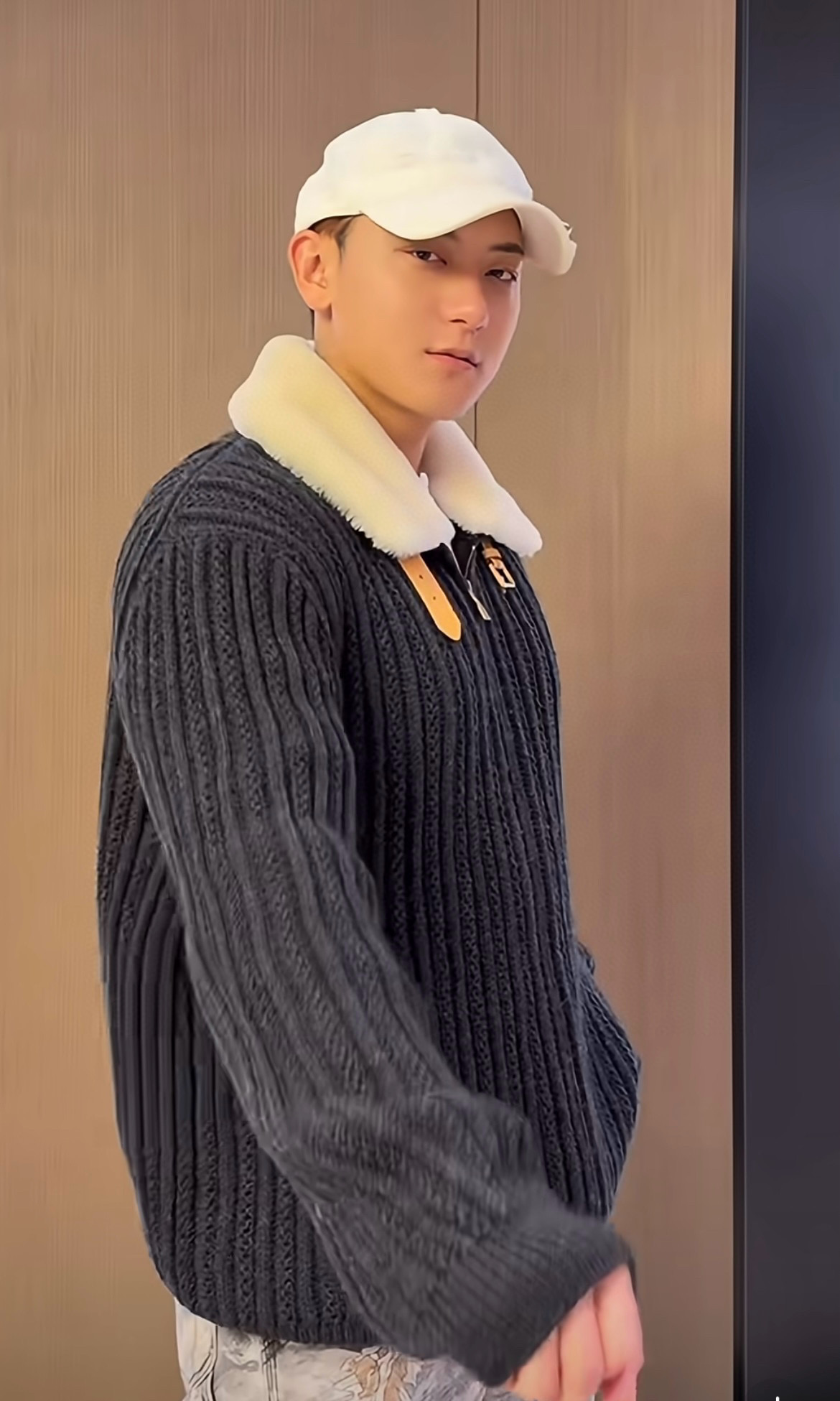 랄프 로렌 퍼플 라벨 시어링 칼라 케이블 니트 집업 카디건