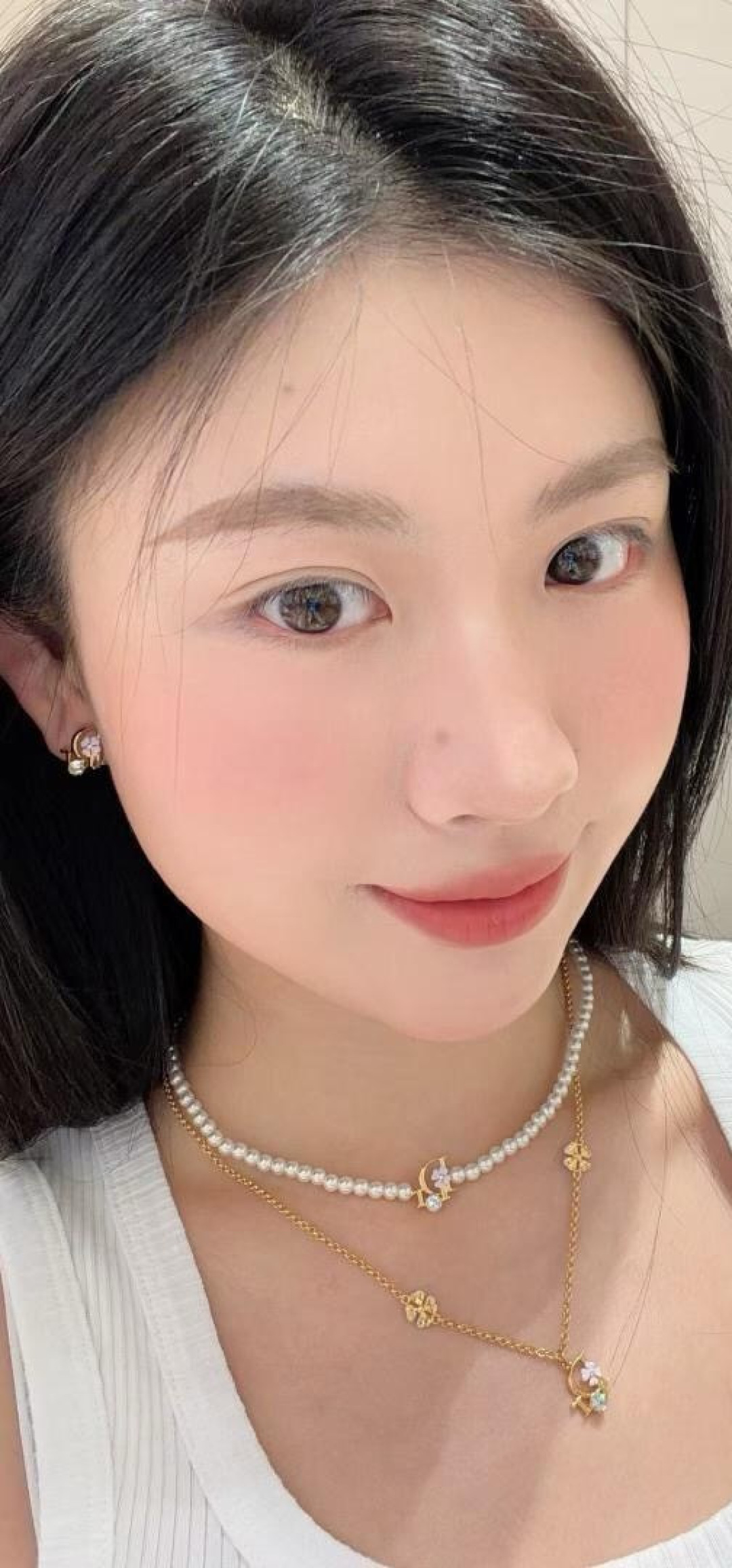 비비안 웨스트우드 미니 바스 릴리프 펄 초커