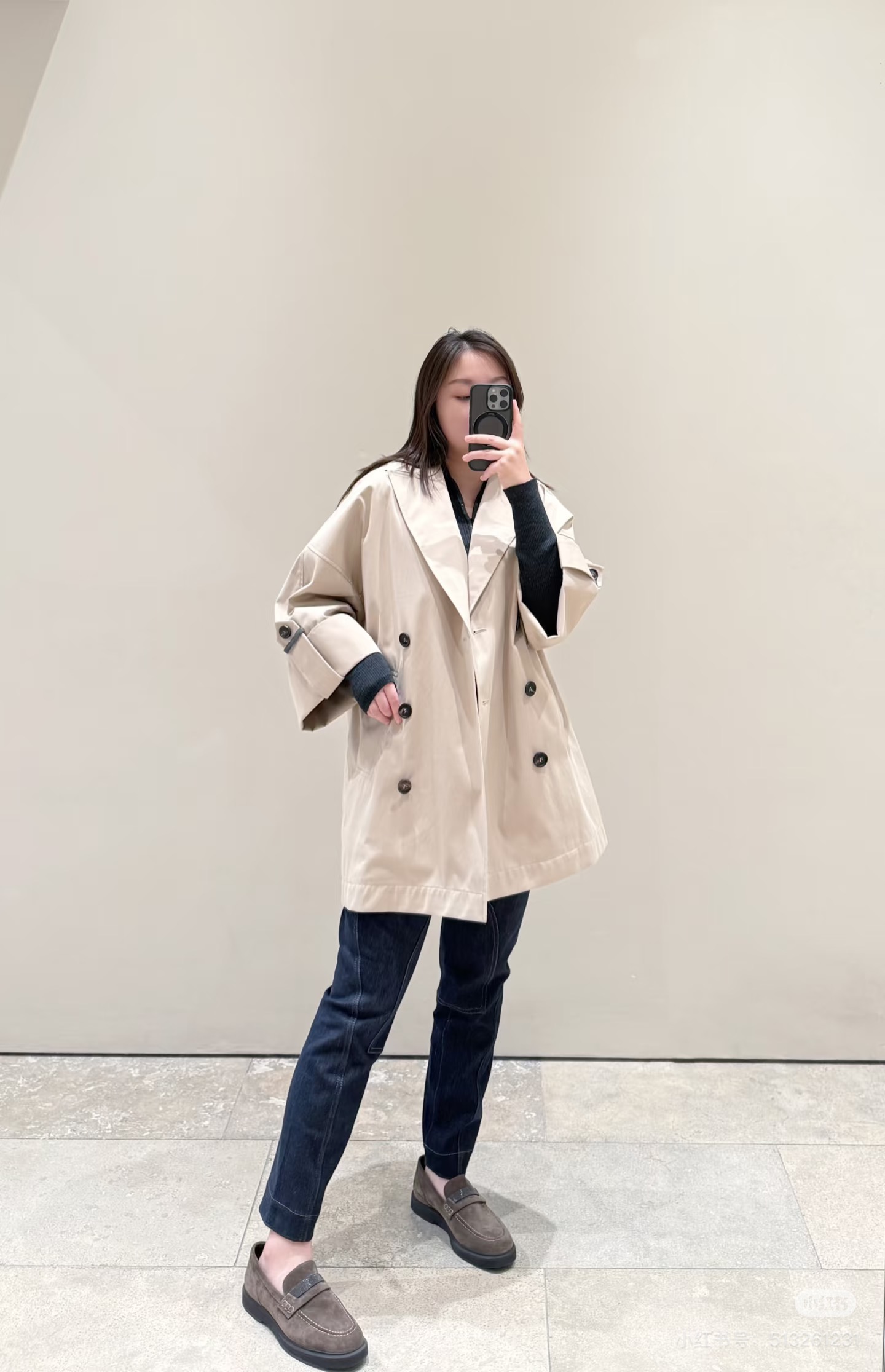 노브랜드 오버사이즈 더블브레스트 하프 트렌치코트