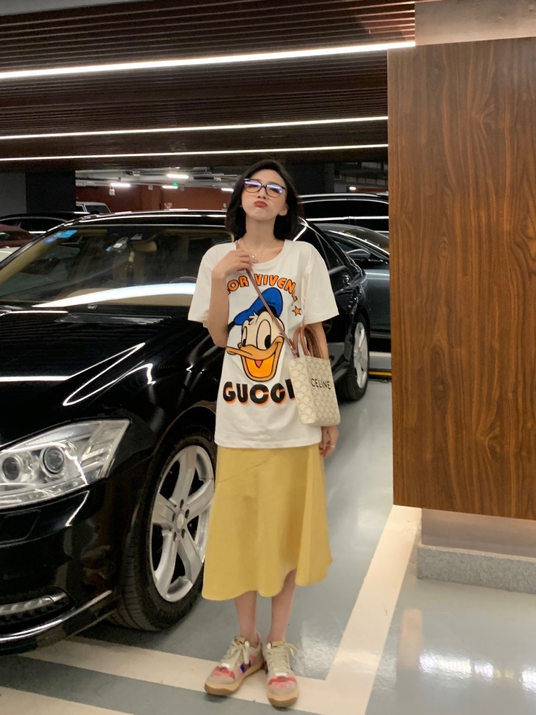 셀린느 미니 카바스 버티컬 트리옹프 캔버스 토트백