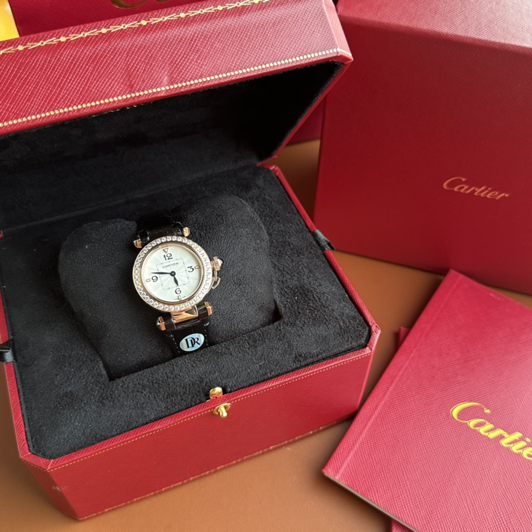 까르띠에 파샤 드 까르띠에 30mm 다이아몬드 베젤 쿼츠 워치