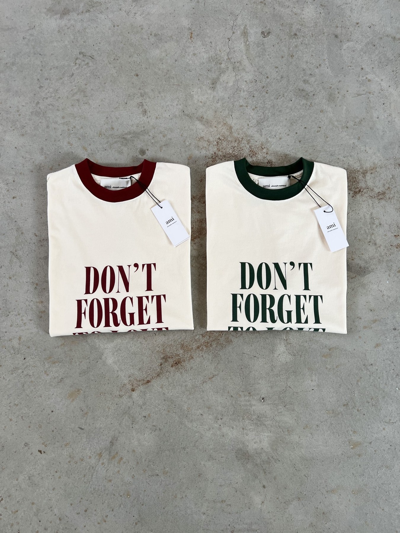 아미 파리 Don't Forget to Love 콘트라스트 립 칼라 그래픽 반팔 티셔츠