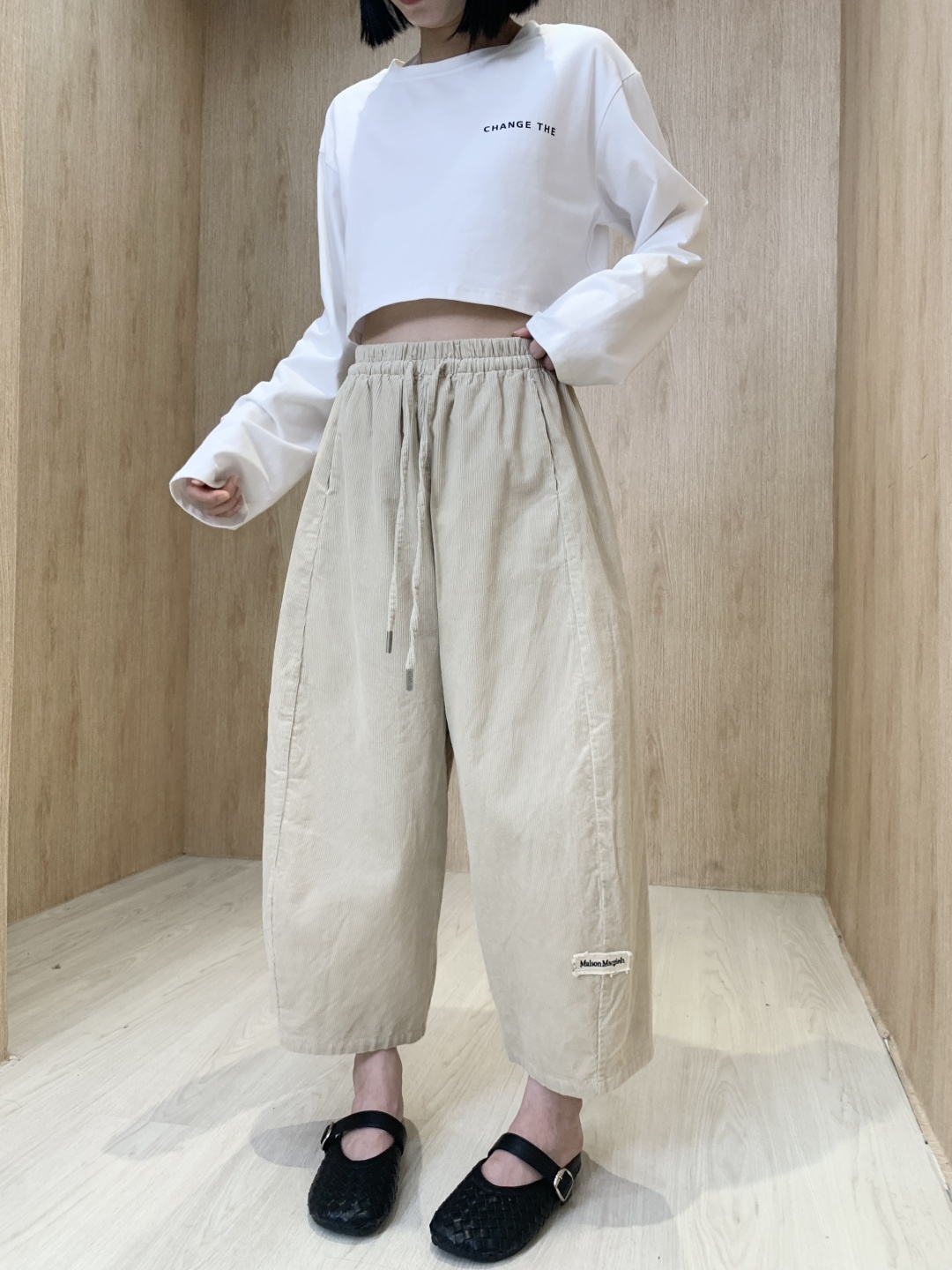 메종 마르지엘라 로고 패치 드로스트링 코듀로이 와이드 크롭 팬츠