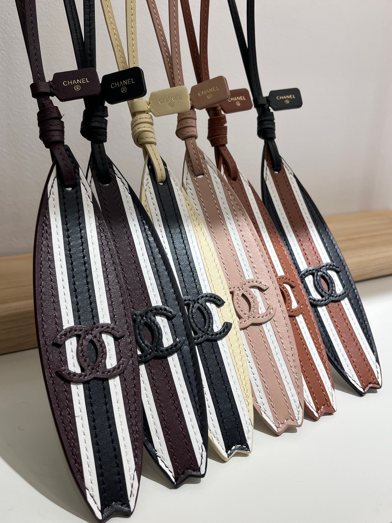 샤넬 서프보드 CC 레더 백참/키링