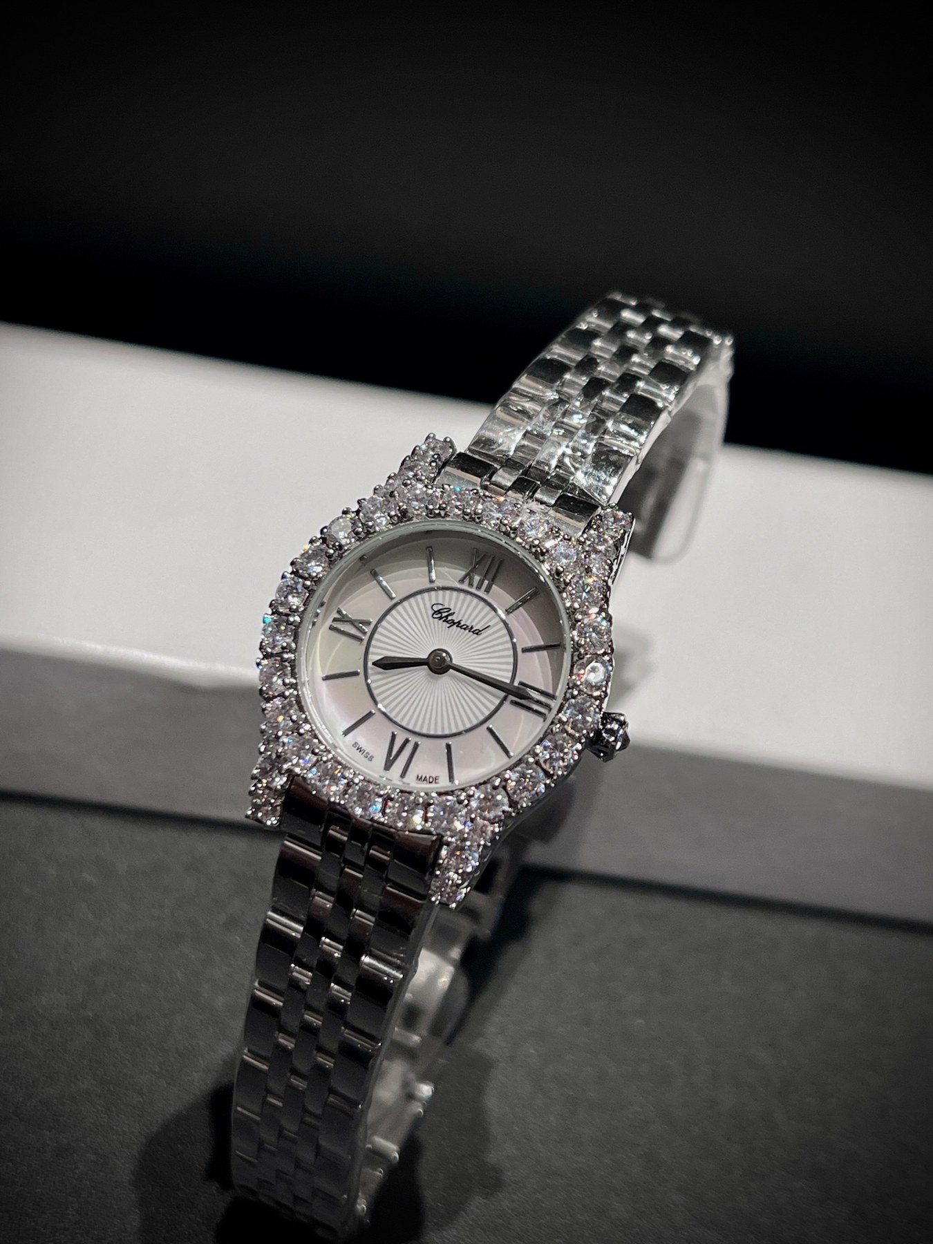 쇼파드 L'Heure du Diamant 다이아몬드 세팅 여성용 브레이슬릿 워치