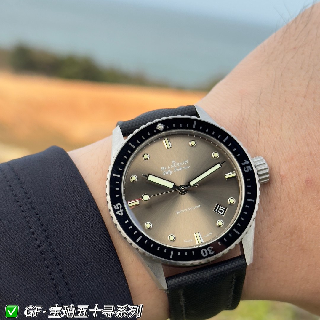 블랑팡 피프티 패덤즈 바티스카프 43mm 데이트 다이버 워치