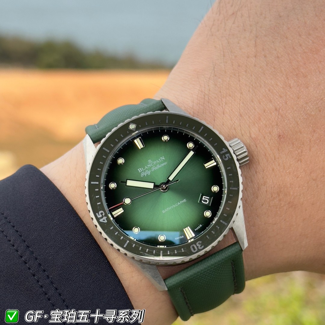 블랑팡 피프티 패덤즈 바티스카프 43.6mm 그린 다이얼
