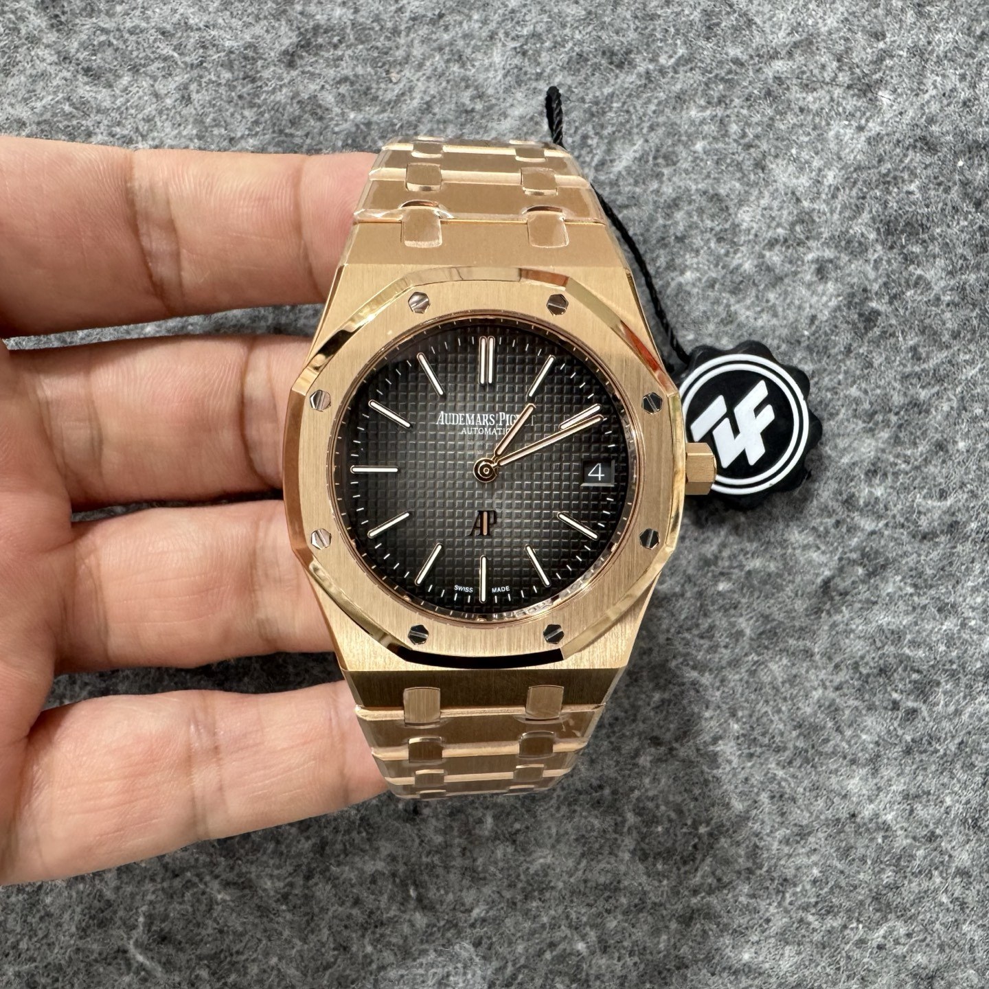 오데마 피게 로열 오크 셀프와인딩 16202OR 39mm