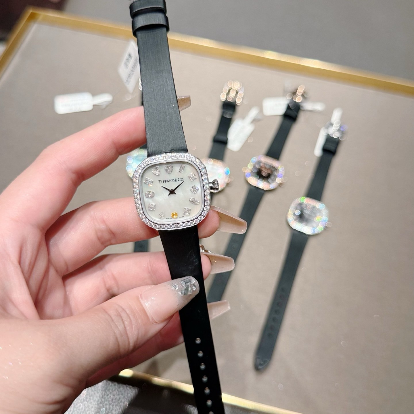 티파니앤코 티파니 이터니티 28mm 다이아몬드 워치