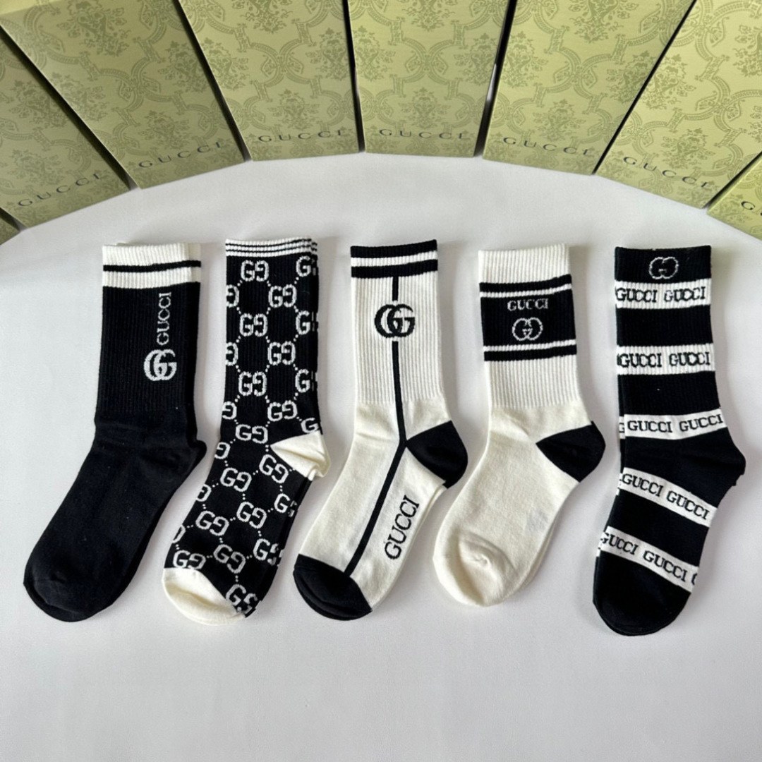 구찌 GG 로고 미드 크루 삭스 5족 세트