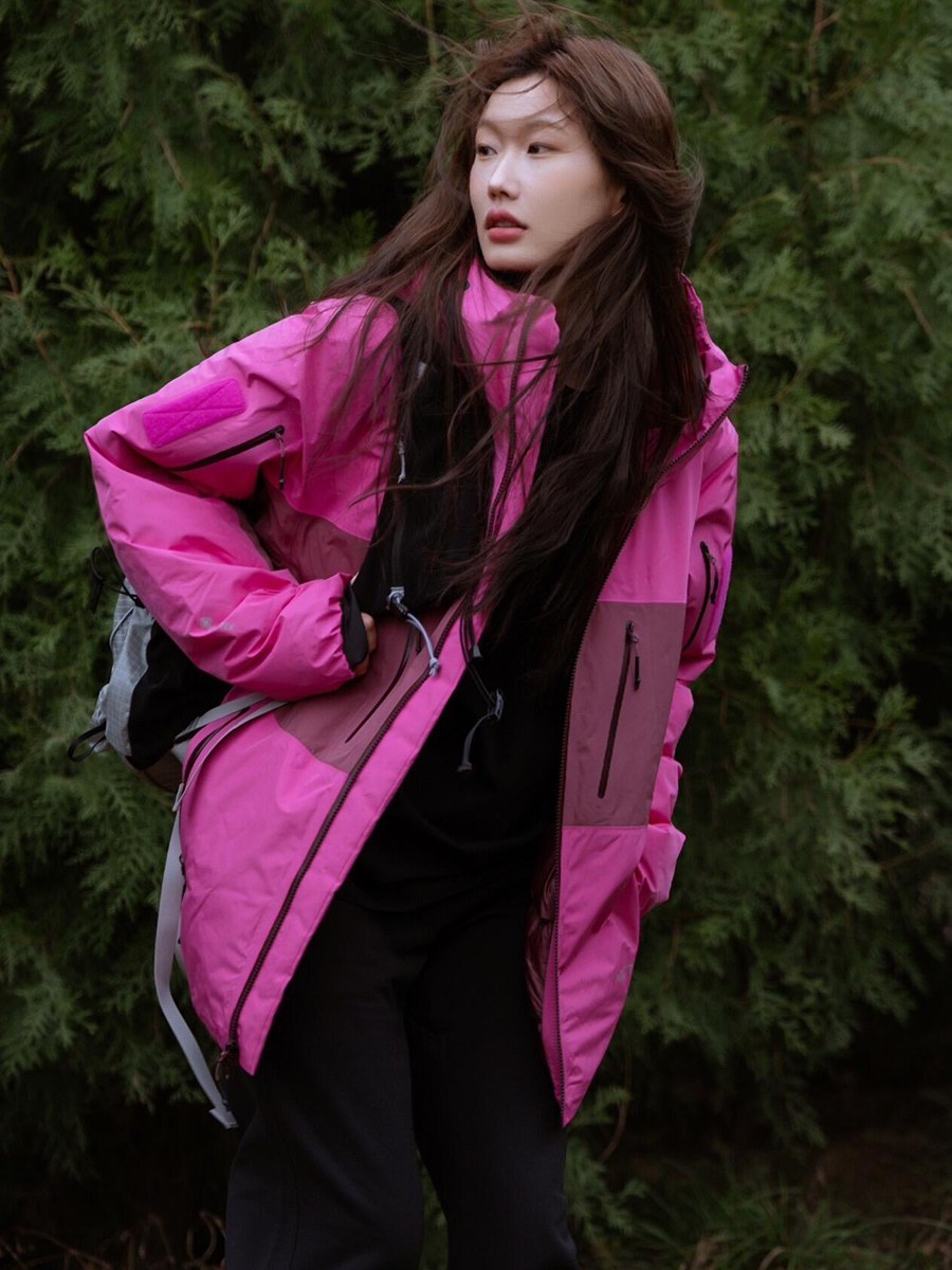 아크테릭스 시스템_A 다운 인슐레이티드 고어텍스 재킷