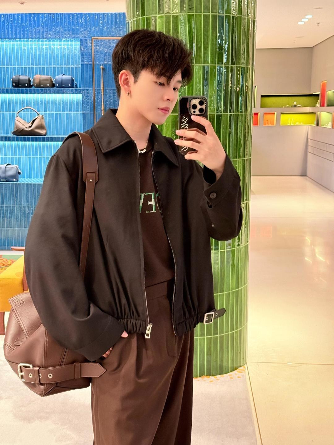 로에베 벨티드 울 블루종 재킷