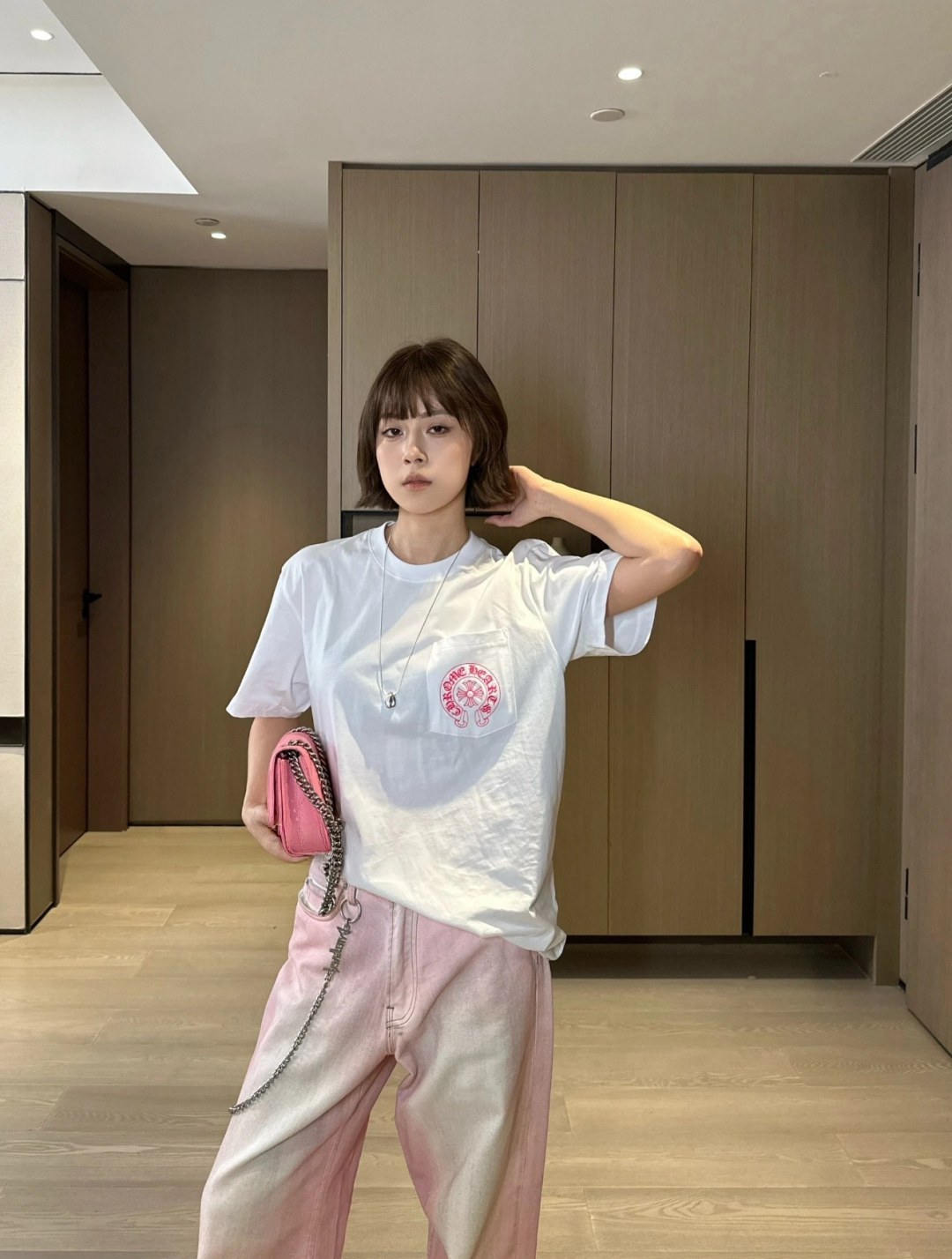 크롬하츠 호스슈 로고 포켓 반팔 티셔츠