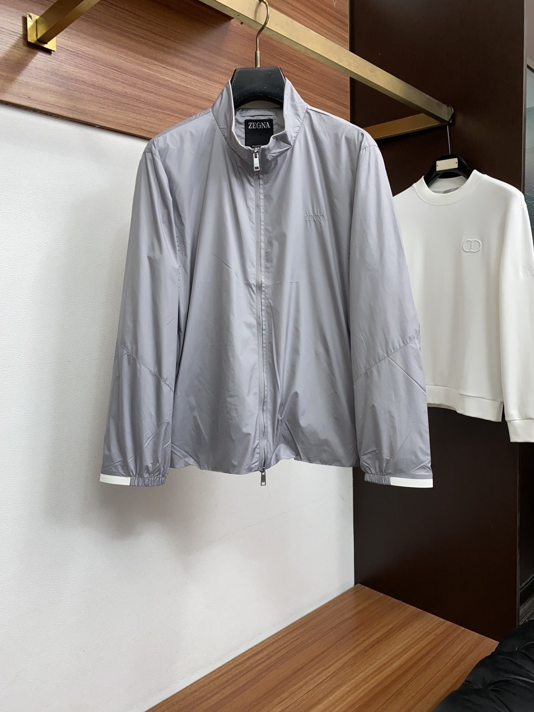제냐 ZEGNA 로고 자수 경량 집업 재킷