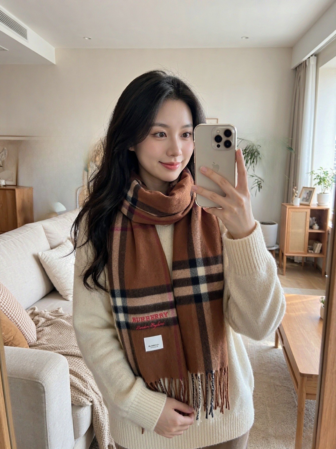 버버리 클래식 체크 캐시미어 프린지 머플러