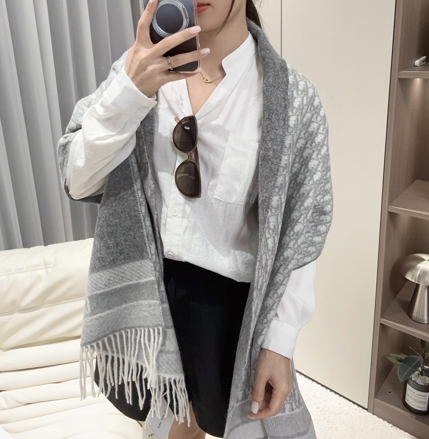 디올 디올 오블리크 리버서블 프린지 스카프