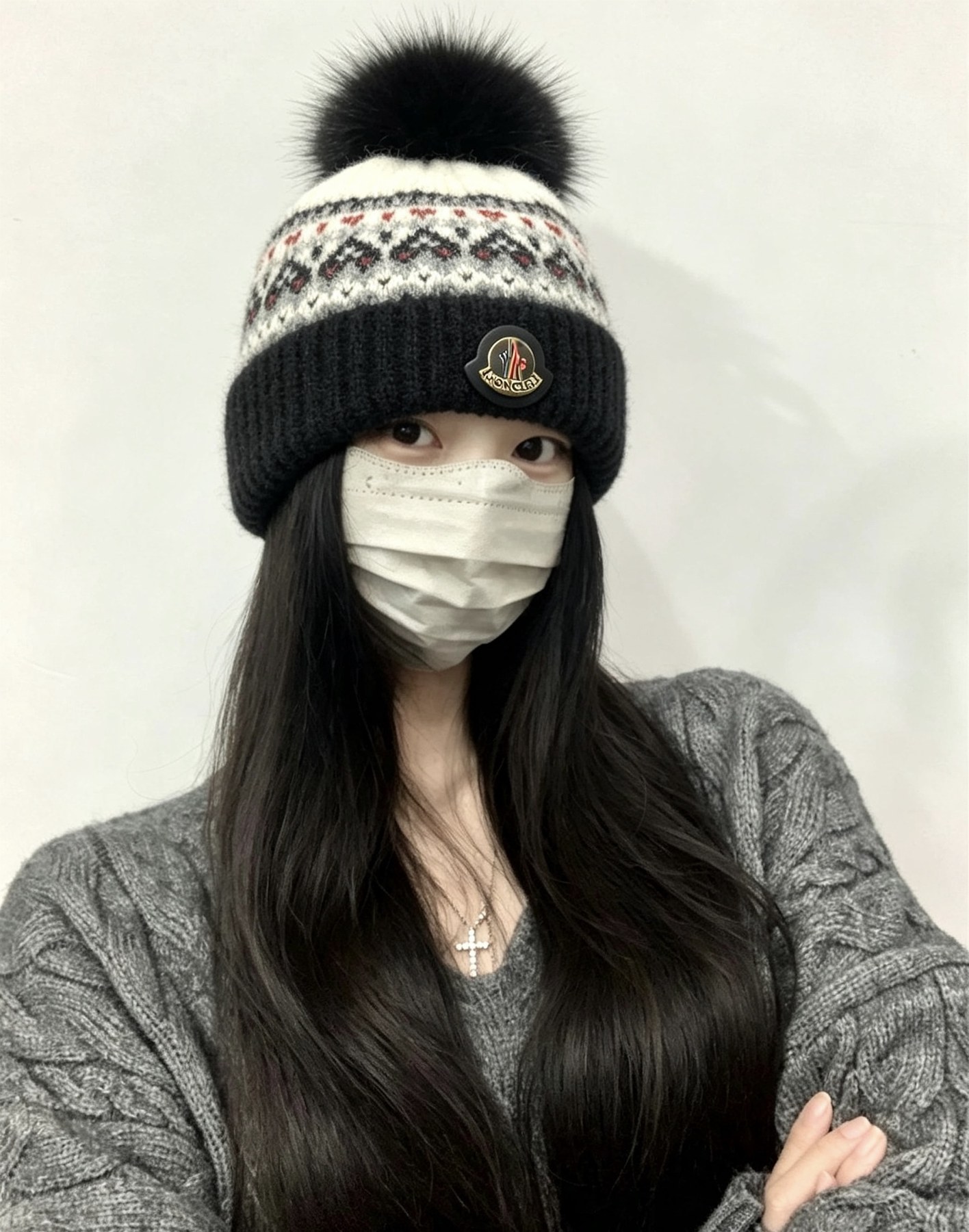몽클레르 로고 패치 페어아일 니트 폼폼 비니