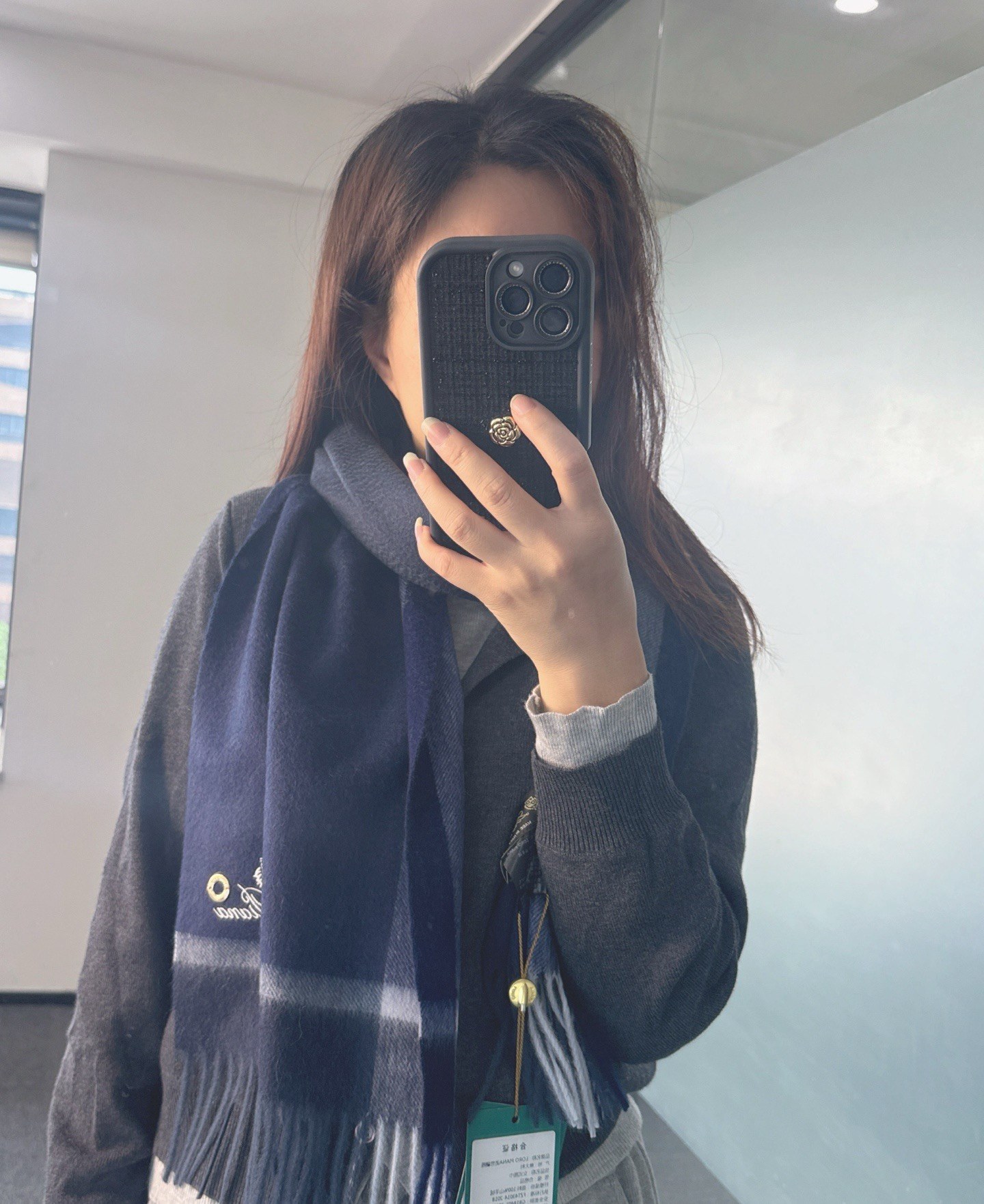 로로피아나 워터 웨이브 체크 캐시미어 프린지 스카프