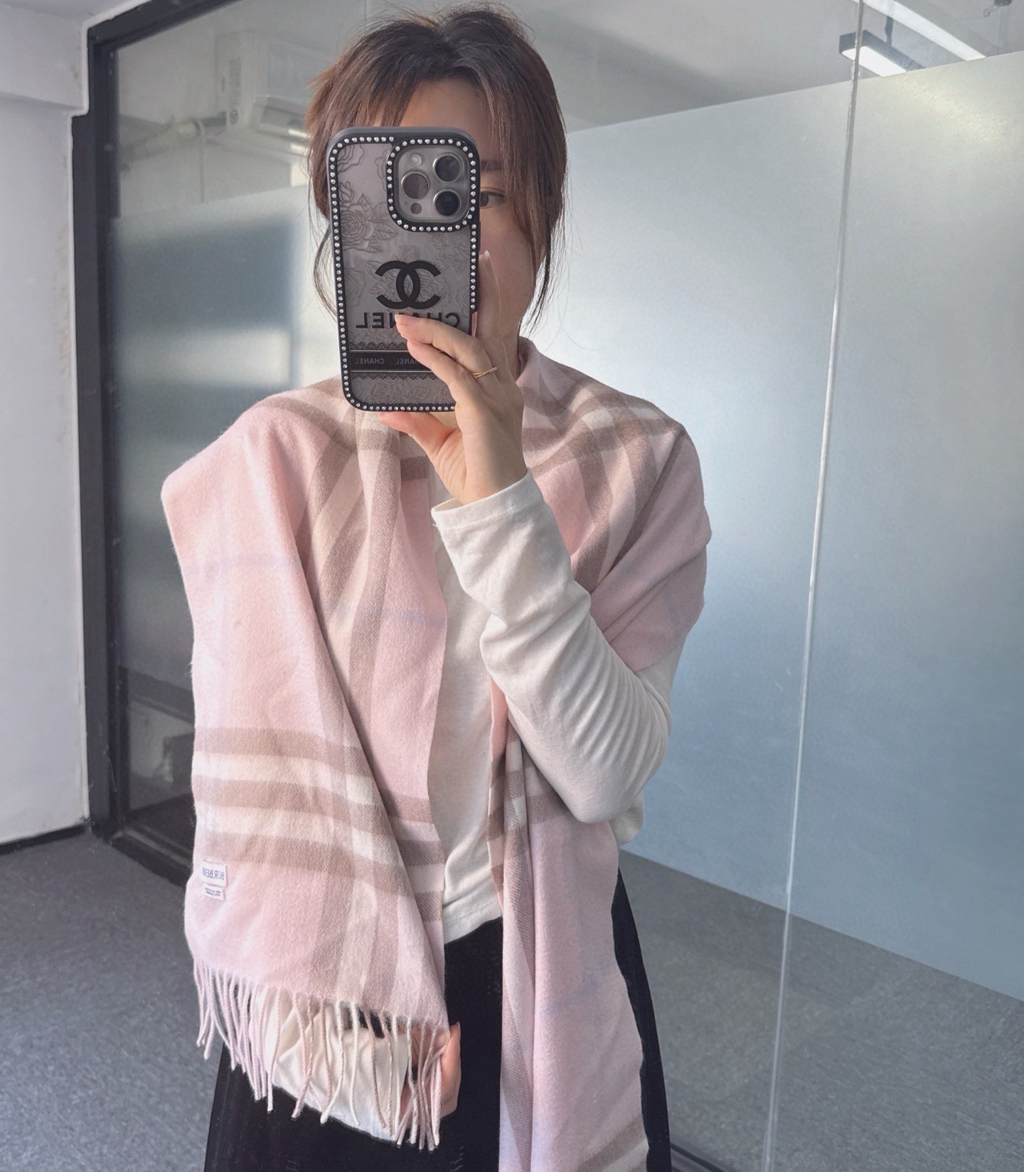 버버리 클래식 체크 프린지 머플러
