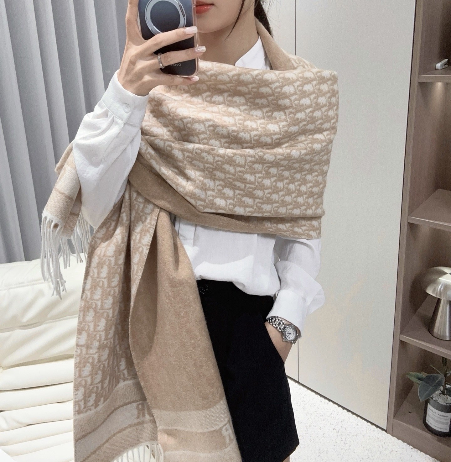 디올 디올 오블리크 리버서블 프린지 스카프