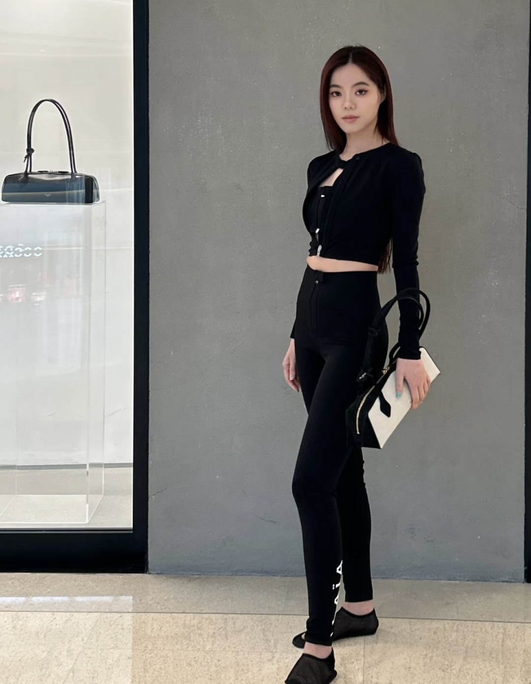 알라이아 르 테켈(Le Teckel) 이스트웨스트 토트백
