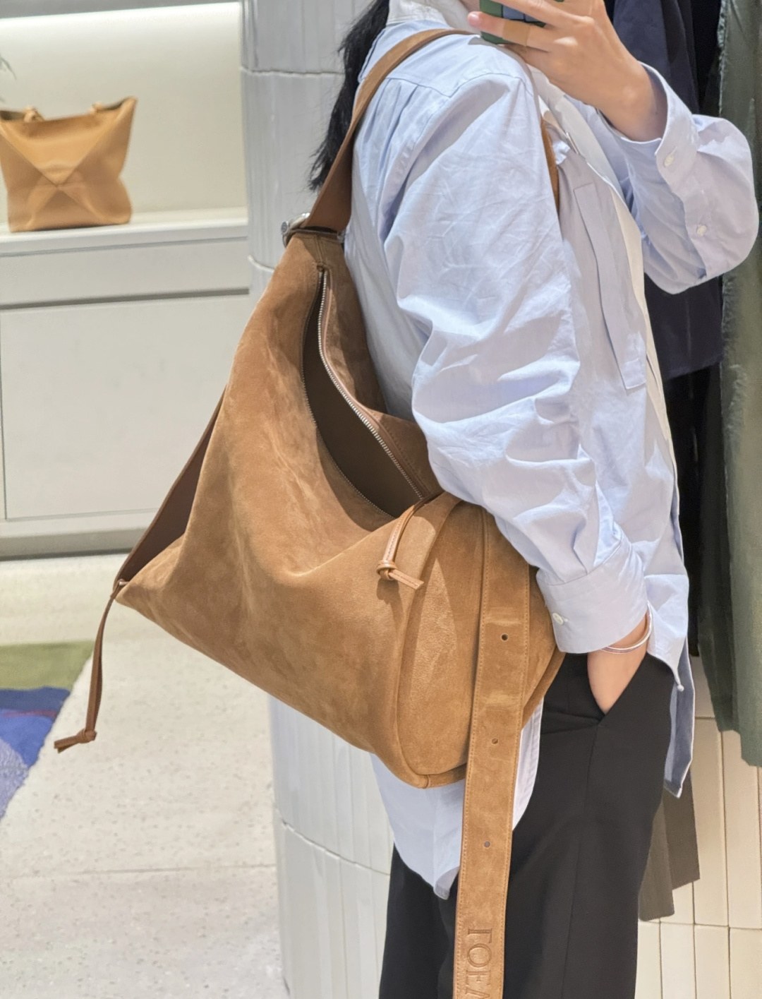 로에베 루프 호보 백