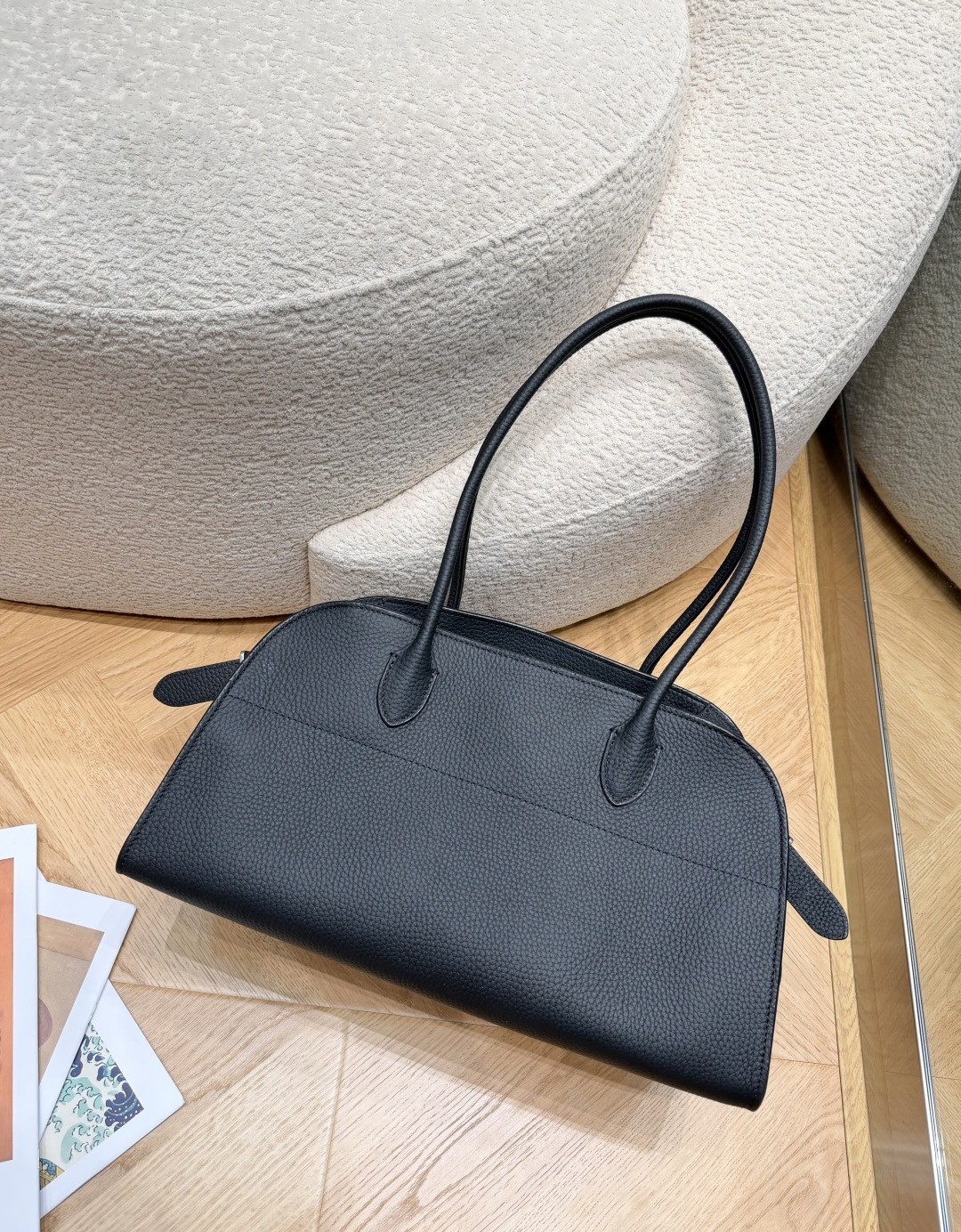 더 로우 숄더 백 12 (Shoulder Bag 12)