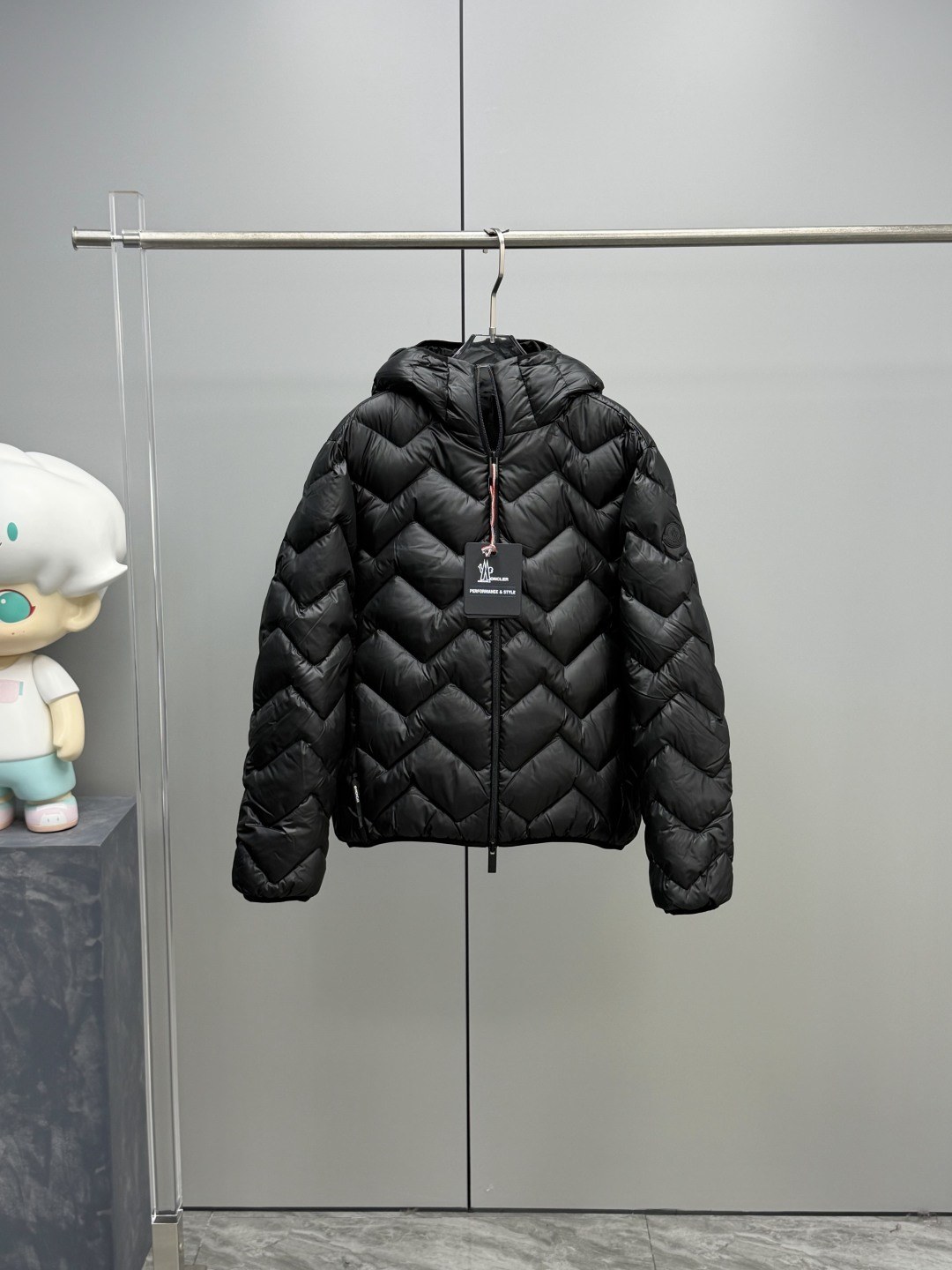몽클레르 비몽(Bimont) 후드 다운 재킷